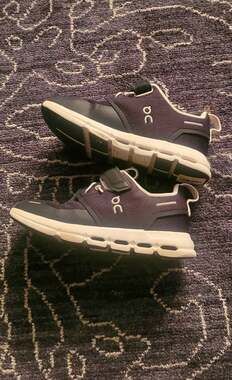 On Cloud Play Kids Midnight Blue/White Running Sneakers, Unisex, size 12C